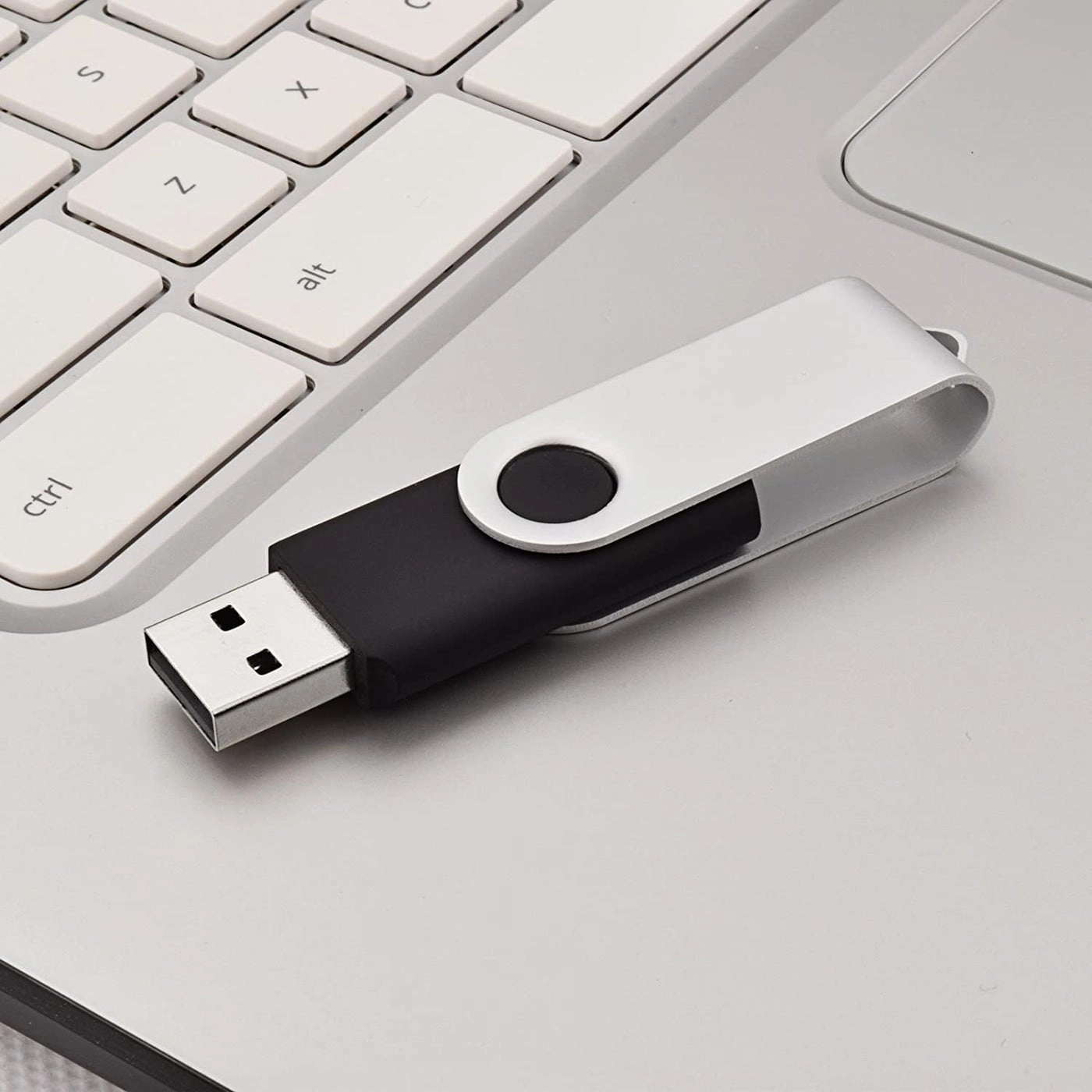 USB Flash Drive - 2.0 8GB