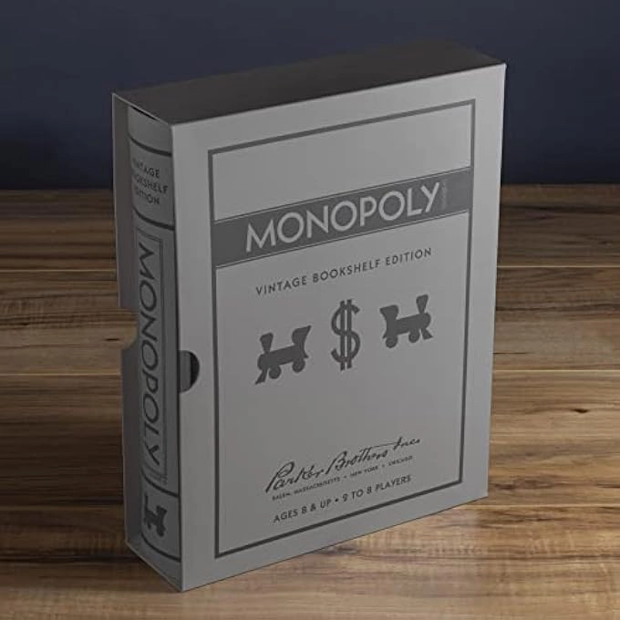 Monopoly: Vintage Bookshelf Edition