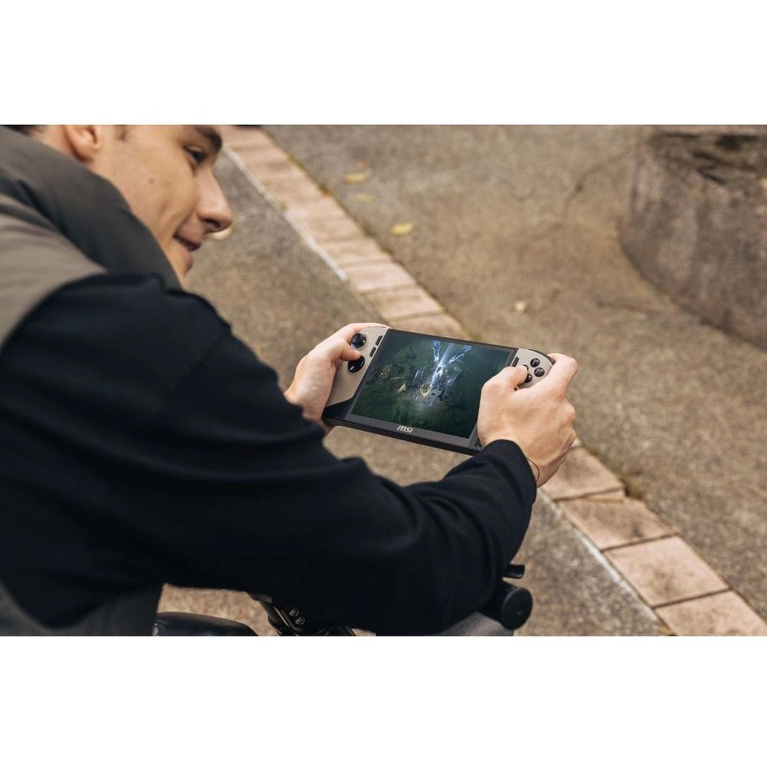 Claw 8 AI+ A2VM - 8'' Core Ultra 7-258V 32GB DDR5 1000GB SSD