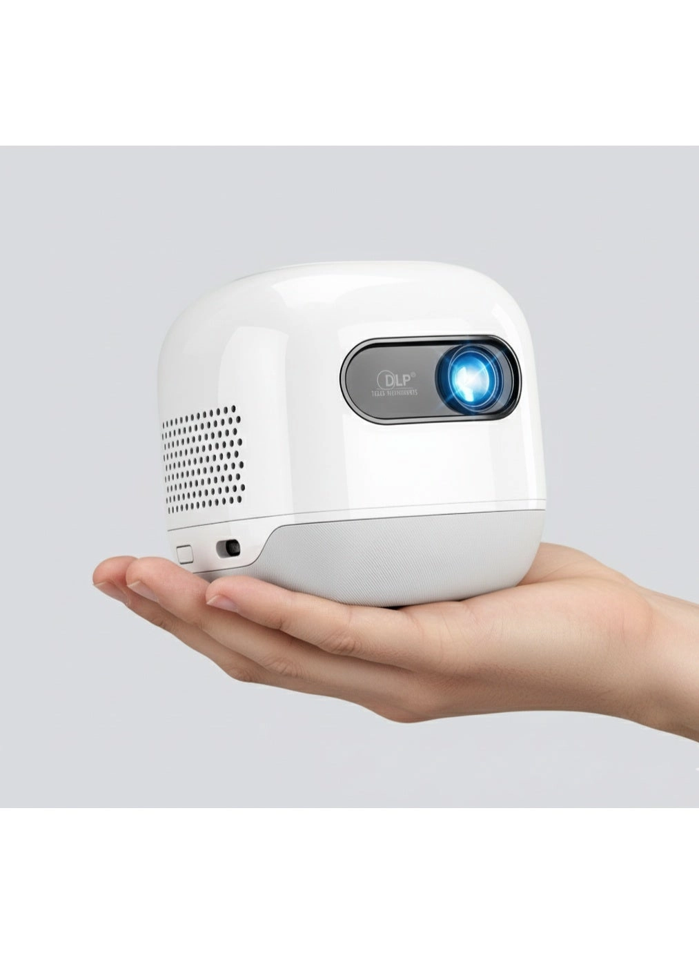 Mini Beam Portable Projector PWMPM2WH 100 ANSI lumens