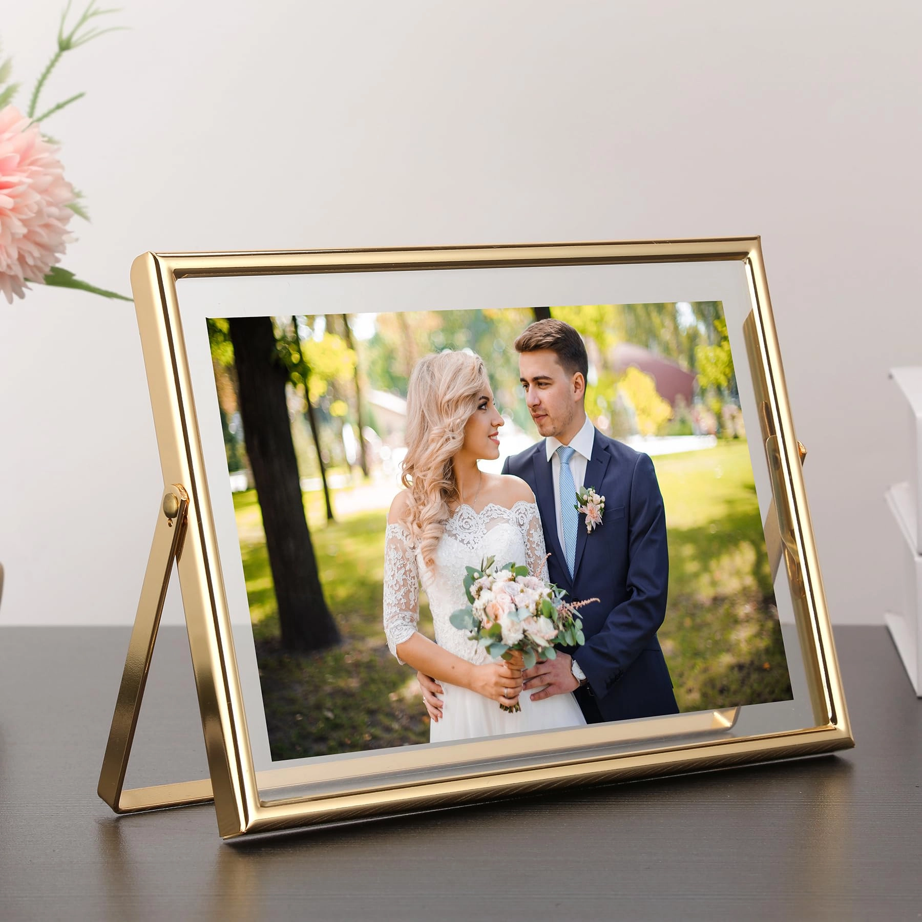 Floating Frame - 5x7" 2