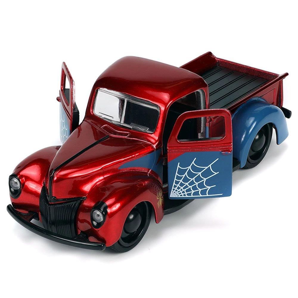 Marvel 1941 Ford Pick Up with Spider-Man Figure - 1:32