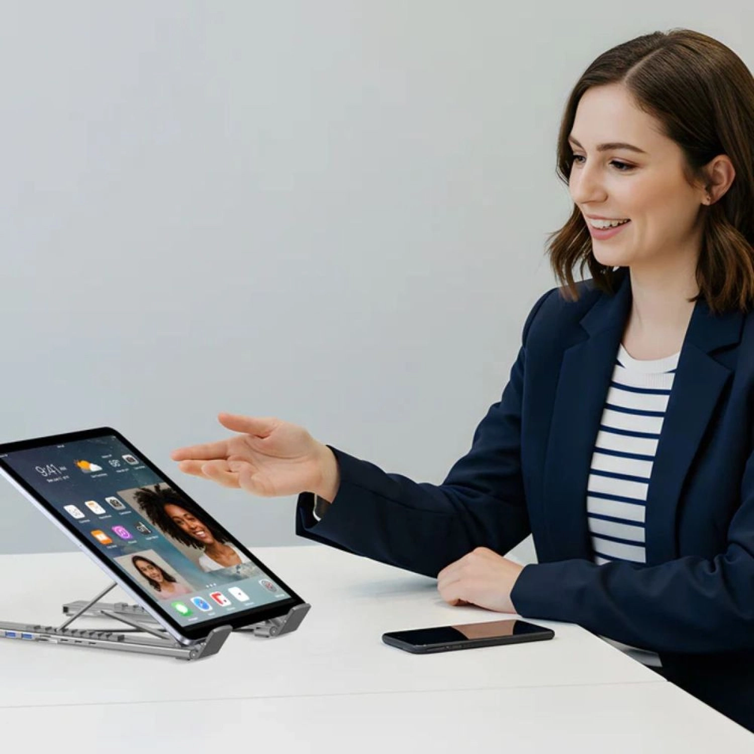 7-in-1 USB-C Foldable Laptop Stand - 100W Power Delivery 4K@60Hz HDMI