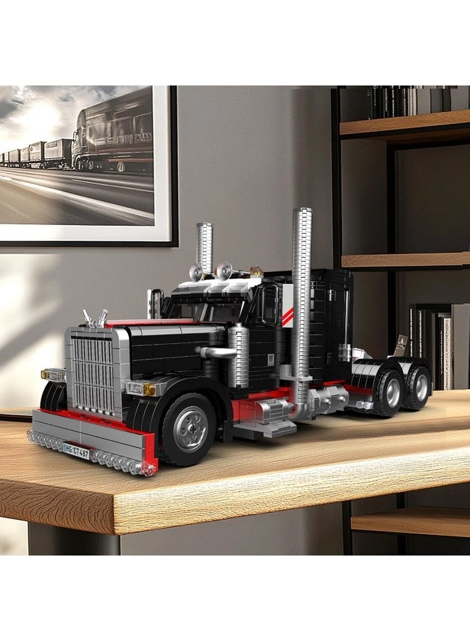 Heavy-Duty Tow Truck (10037) - Building Toy Set