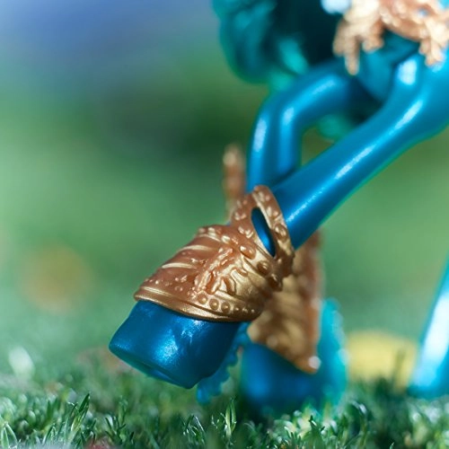 Bay Tidechaser Doll - 6-inch Plastic Ages 6+