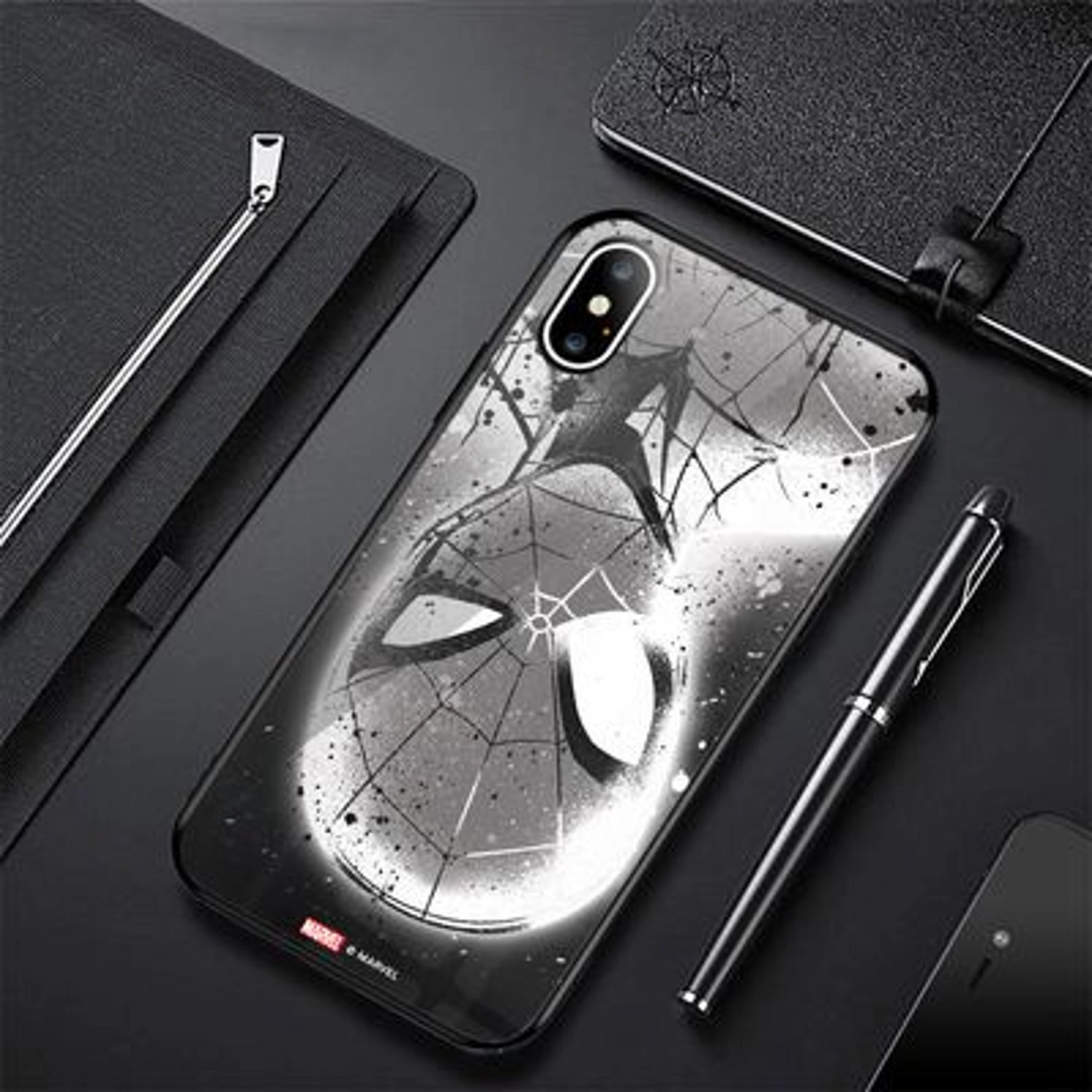 Spiderman Spray paint Back Case for iPhone Xs