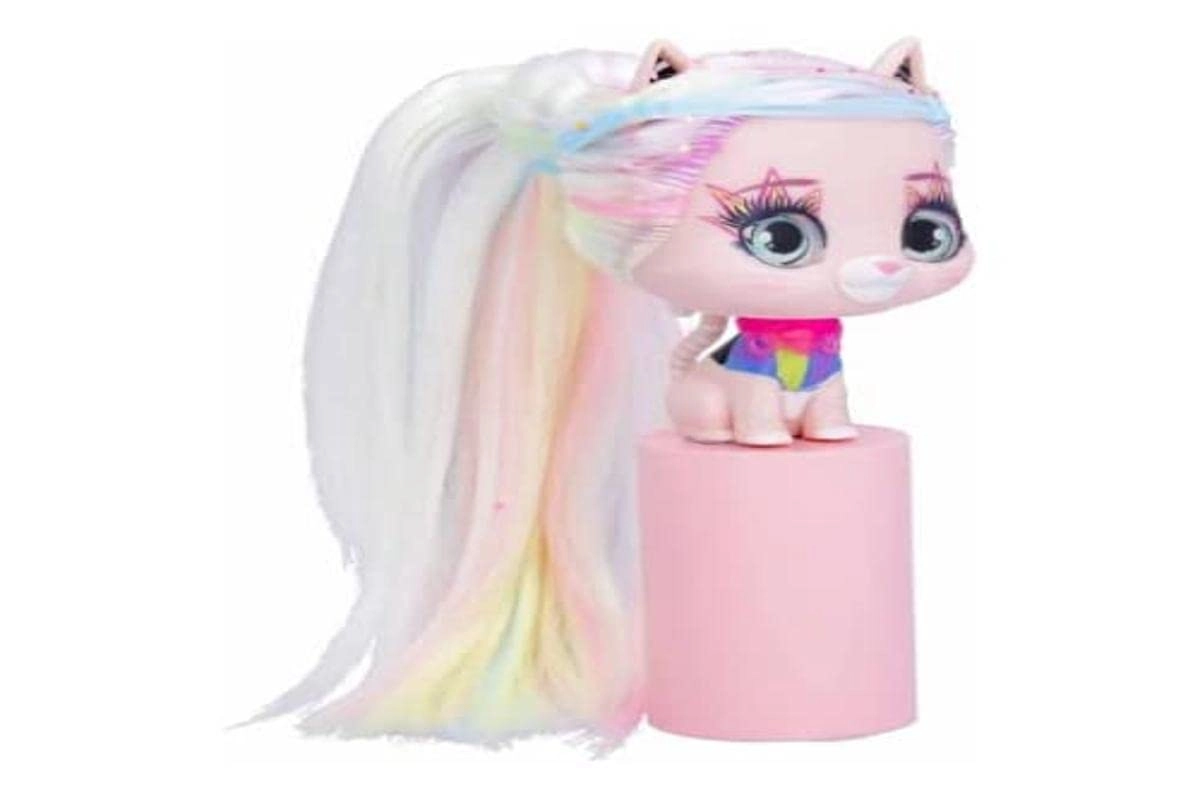 IMC Toys Selena Doll - VIP Pets Cats Glow in the Dark 15 Accessories Ages 3+