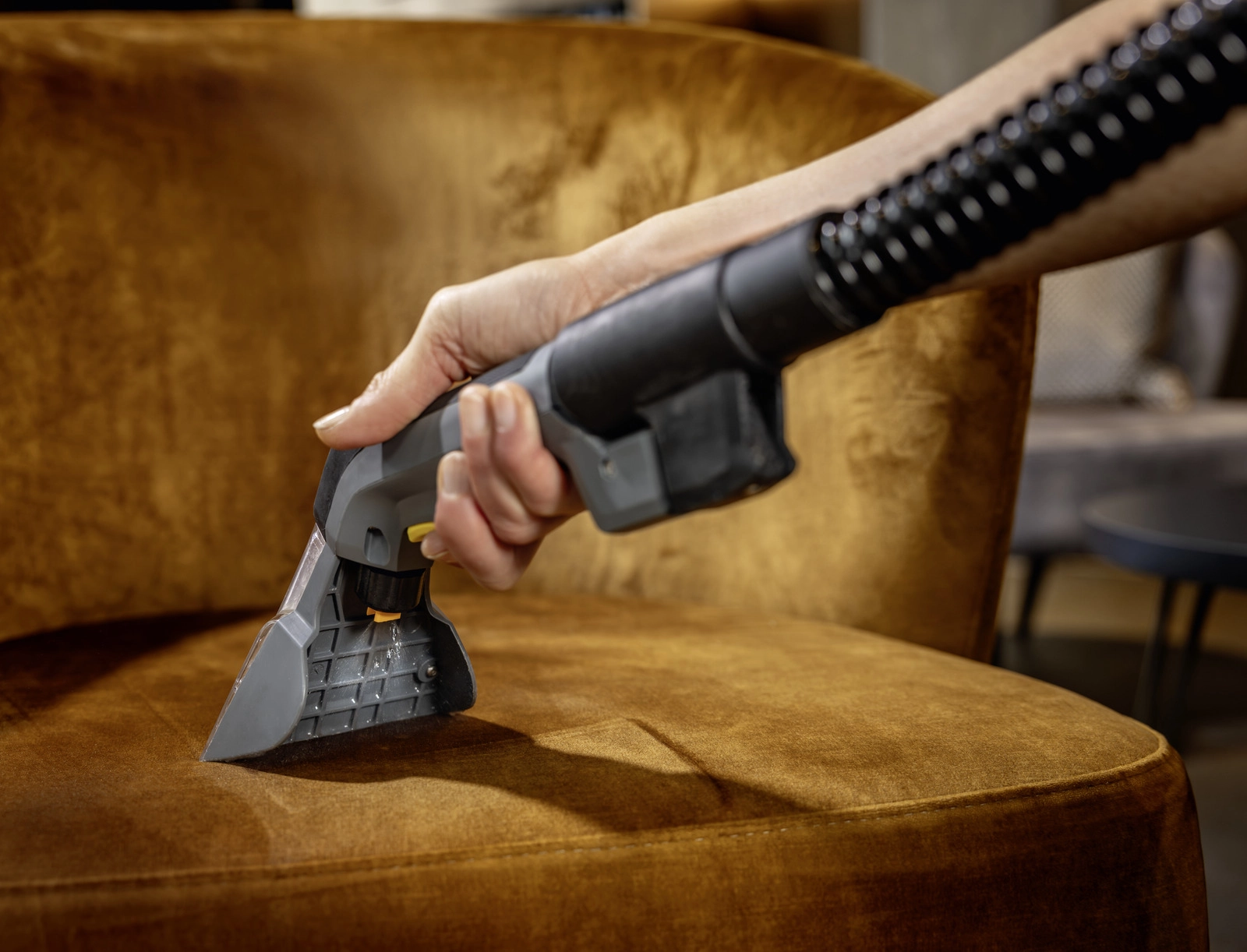 Bagless Vacuum Cleaner