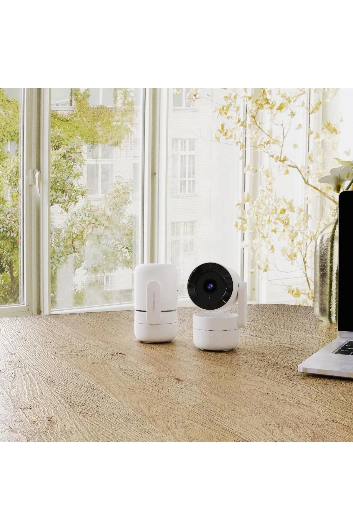 Indoor PTZ Smart Camera 1440P