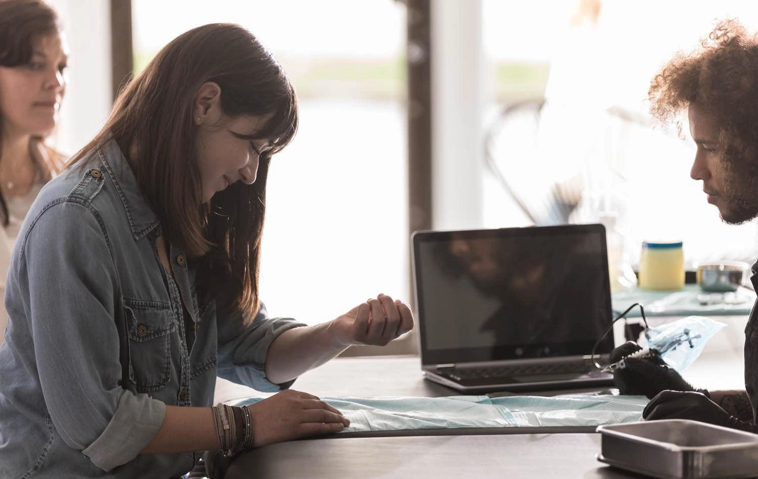 Pavilion x360 7A5U8EA - 14'' Core i5-1235U 8GB DDR4 512GB SSD + 150 Mouse + TL Case - 15.6''