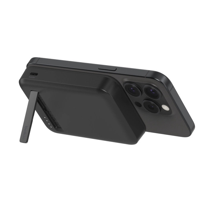 BoostCharge Pro - MagSafe 8000mAh