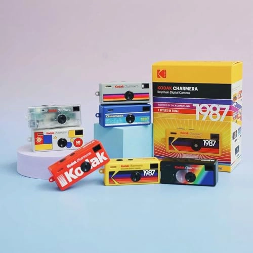 Charmera + microSDHC Card - 32GB