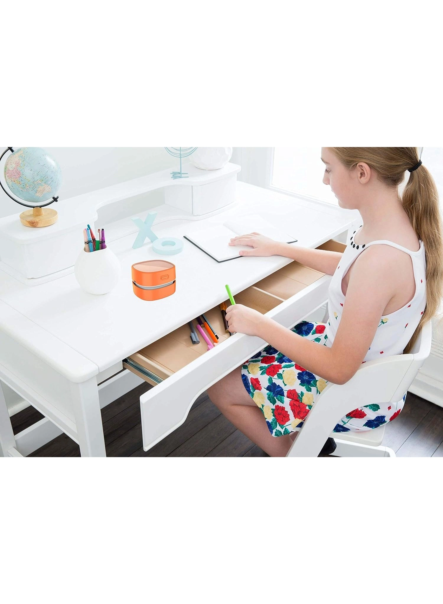 Desktop Vacuum Cleaner