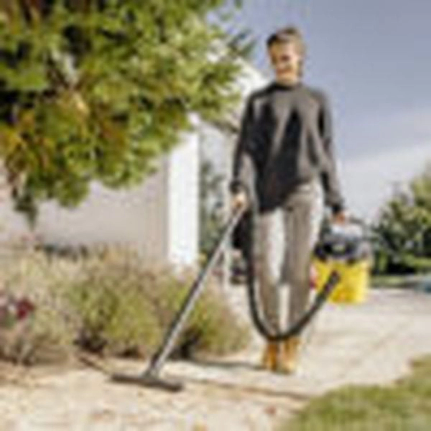 Canister Vacuum Cleaner (WD 1)