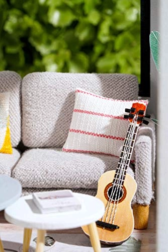 Wooden DIY Dollhouse Kit - Meet Happiness 1:32