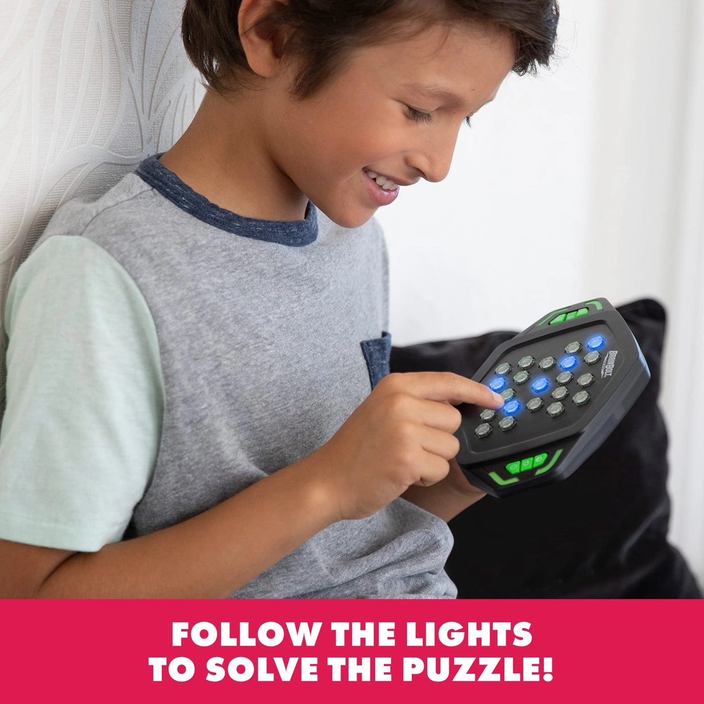 BrainBolt Genius - Handheld Memory Game Ages 8-10