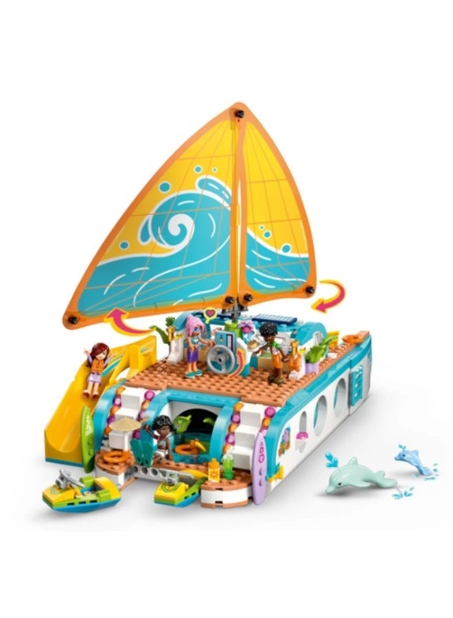 Friends Travel Boat Adventure - Paisley Zac Celine Sky