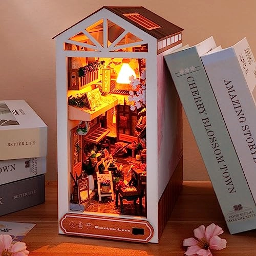 Book Nook Kit - Rain Alley