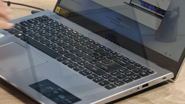 Aspire 3 - 15.6'' i5-1135G7 8GB 512GB SSD