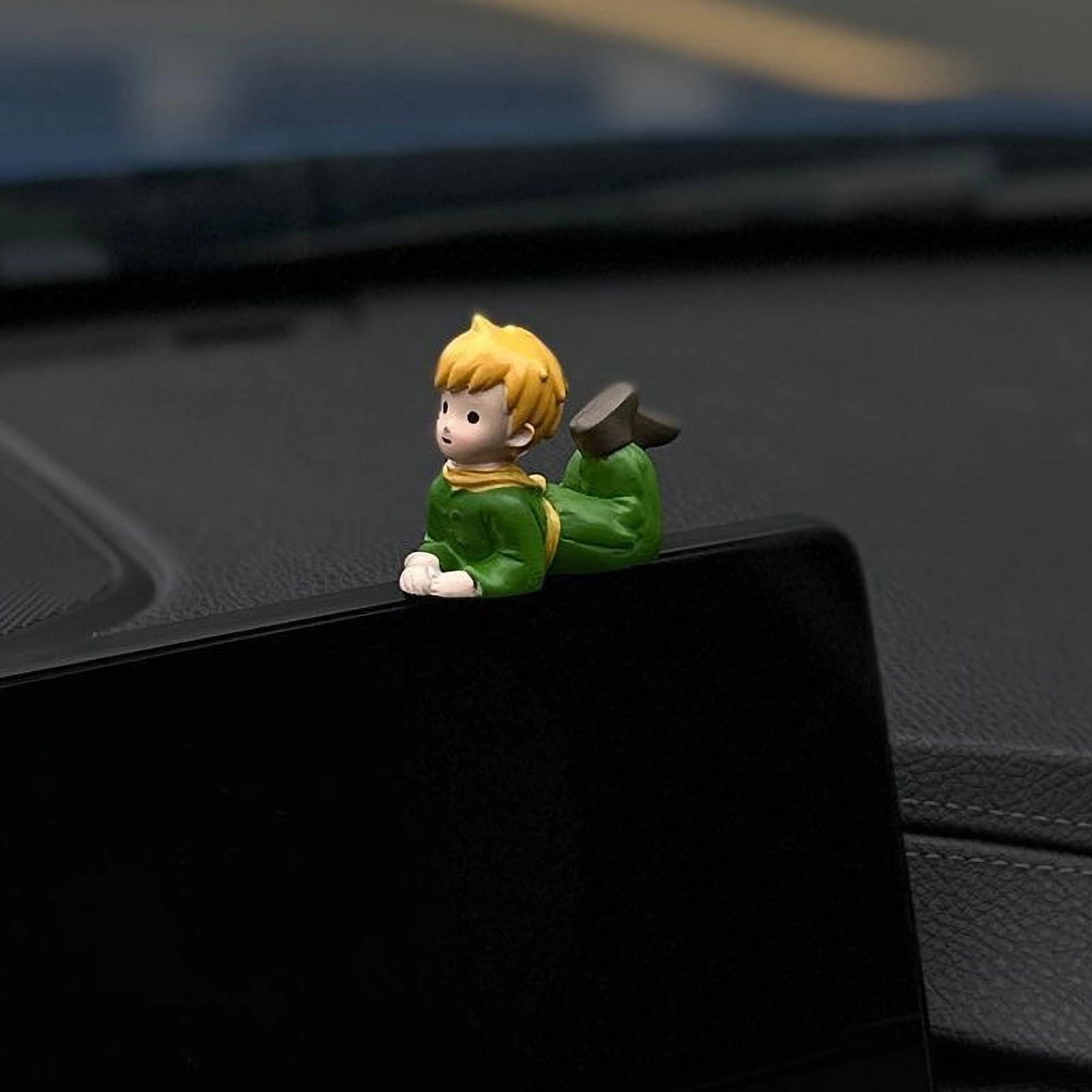 ituble Car Dashboard Decorations - Resin