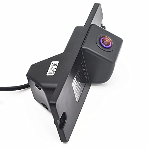 Rear View Reverse Backup Tracks Camera - 728 x 512