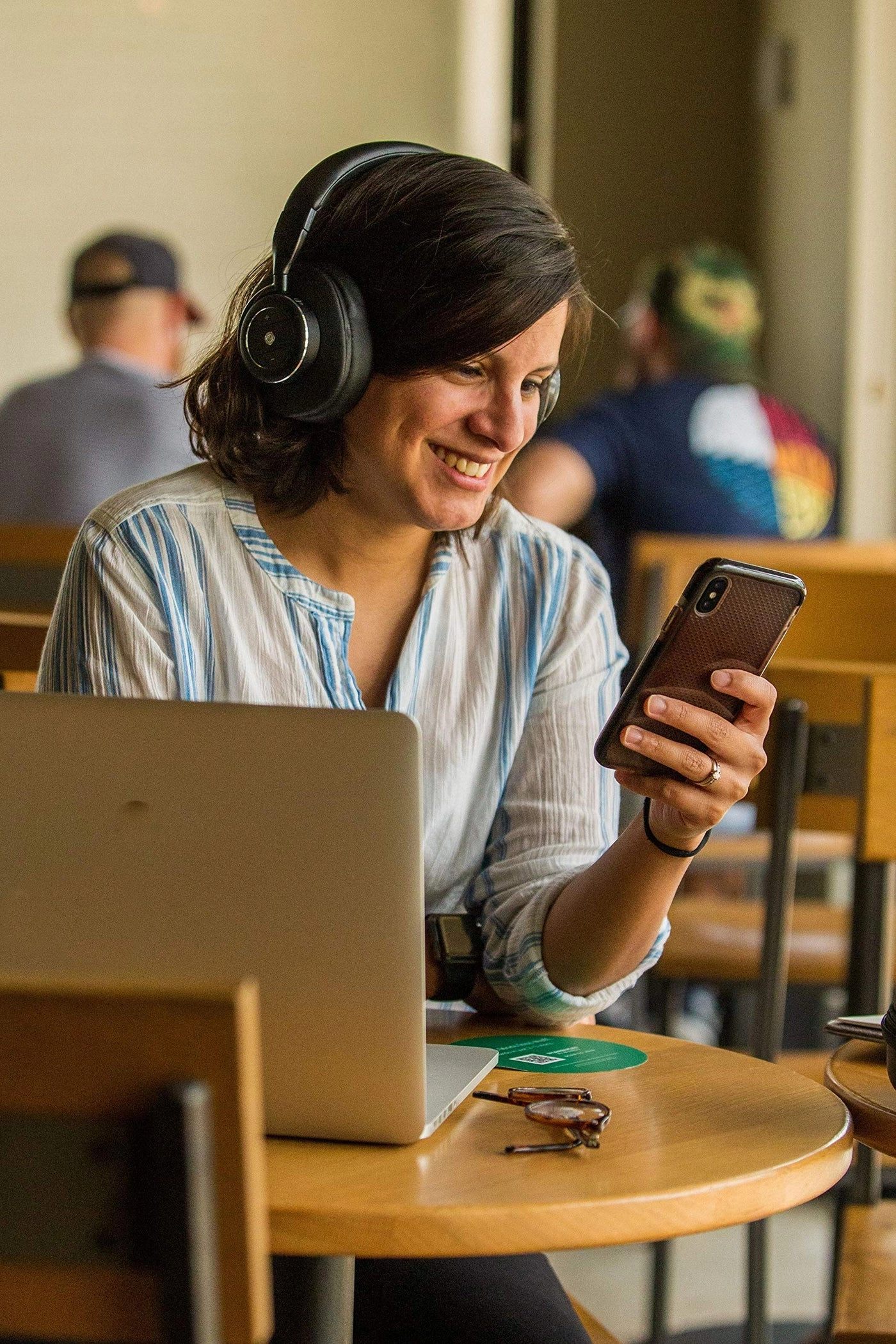 Eris HD10BT Wireless Headphone