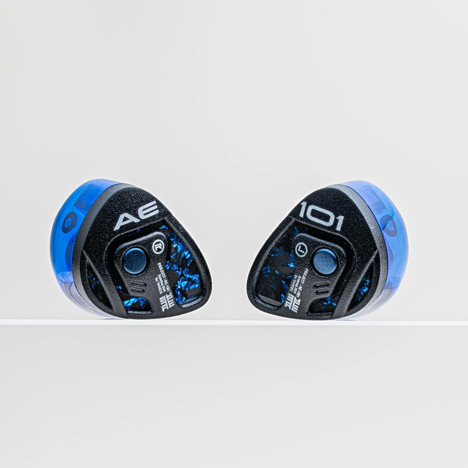 TANGZU XueTao AE-101 Wired Earbud