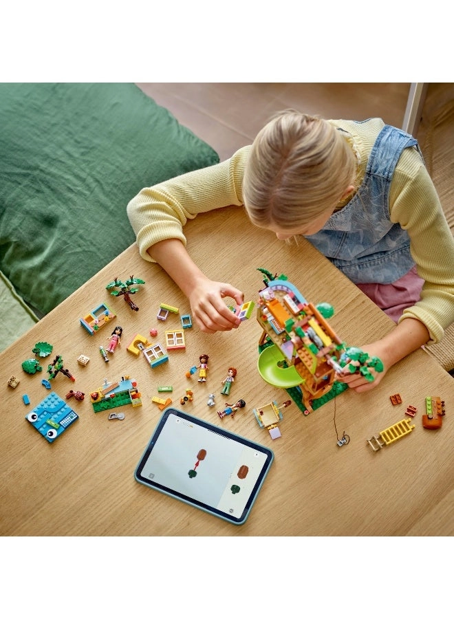 LEGO Friends Friendship Tree House Hangout (42652) - 4 Minidoll 2 Animal Figures