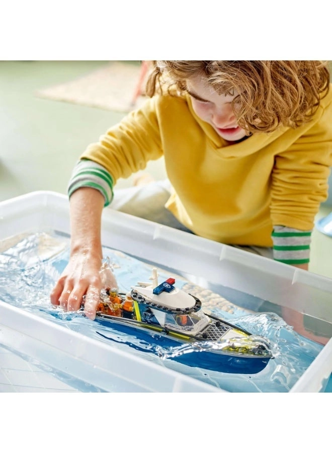 City Police Boat Chase (60456)