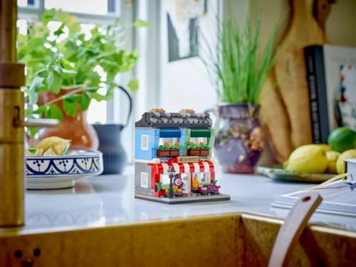 Fruit Store (6473147) - Architecture