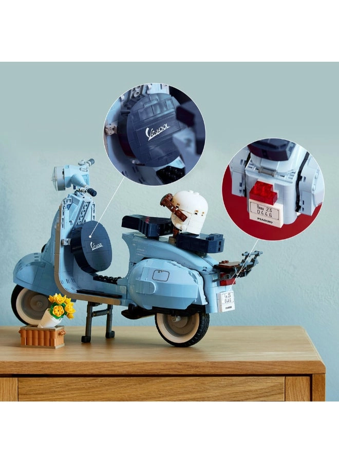 Vespa 125 (10298) - 1106 pieces pastel blue