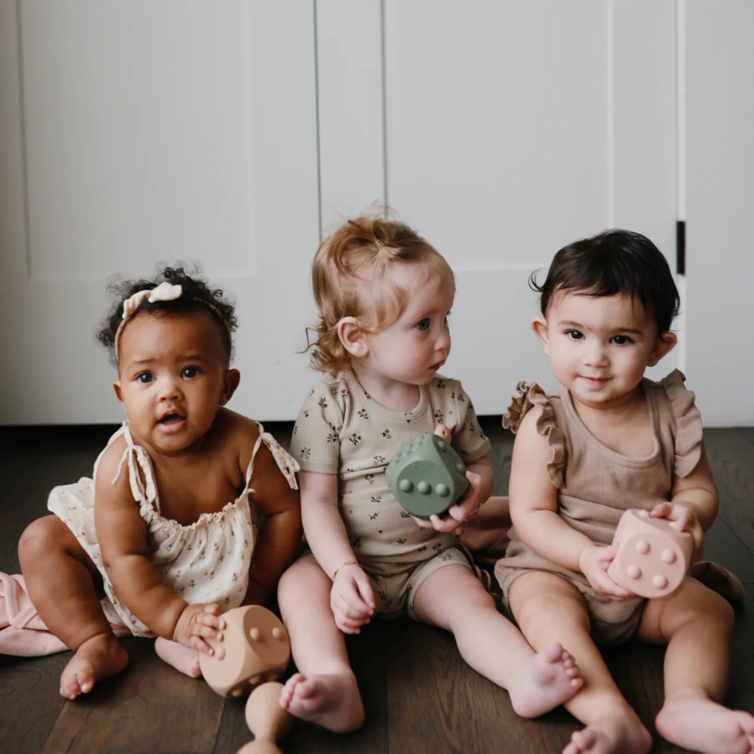 Dice Press - 10 months+ 2 pieces