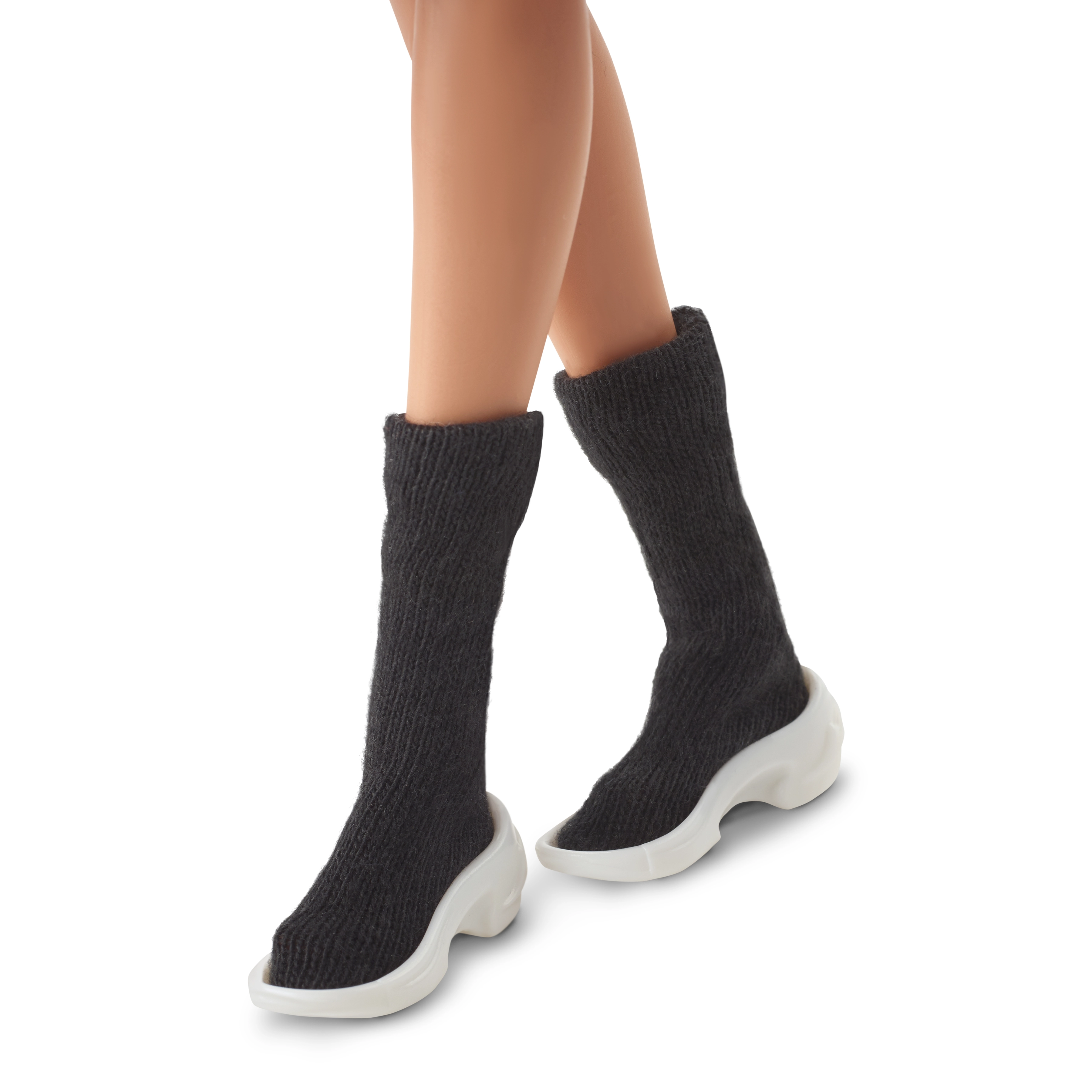 Barbie Deluxe Style - Wavy Brown Hair Metallic Blue Top and Skirt Ages 4+