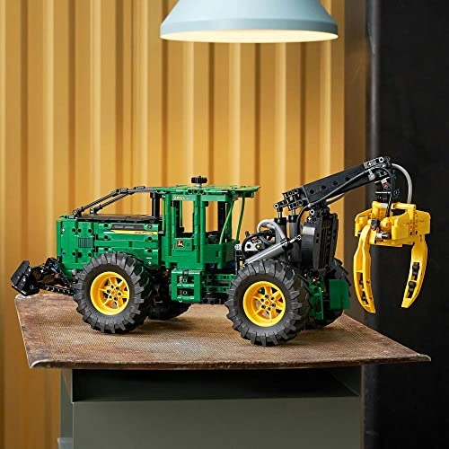 Technic John Deere 948L-II Skidder (42157) - Pneumatic functions 4-wheel drive