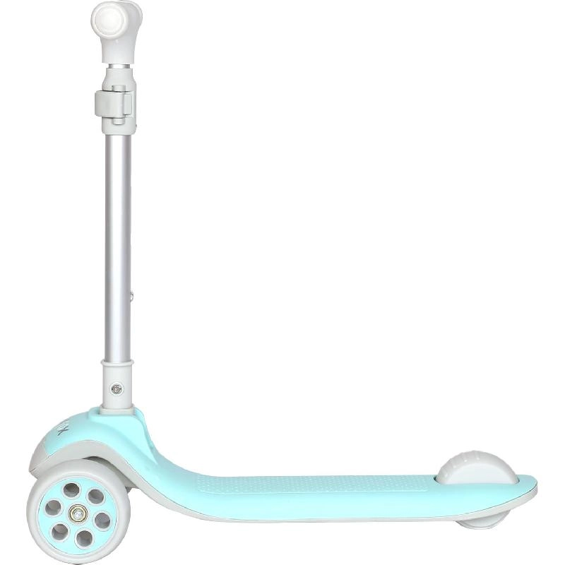 3-Wheel Kick Scooter - 4.5" Front and 3" Rear Flashing Wheels