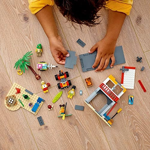 City Beach Lifeguard Station (60328) - Beach