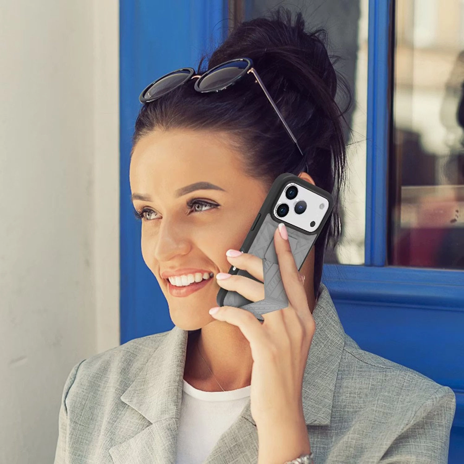 Morphix GripStand Case for iPhone 17 Pro Max