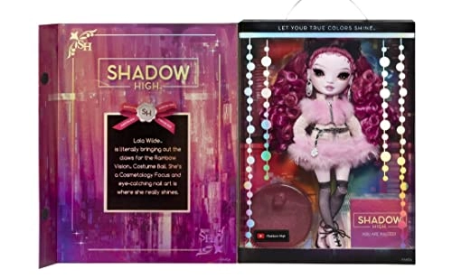 Lola Wilde Fashion Collectors Doll - 11 inch Plastic Ages 19+