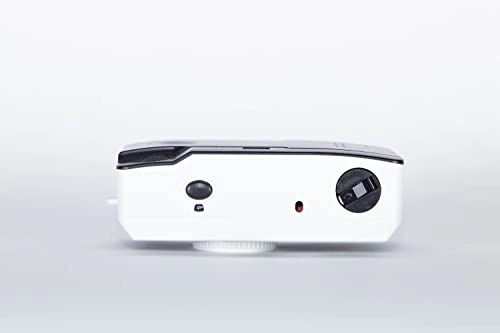 Ultra F9 - 31mm Film Camera Focus Free Built-In Flash