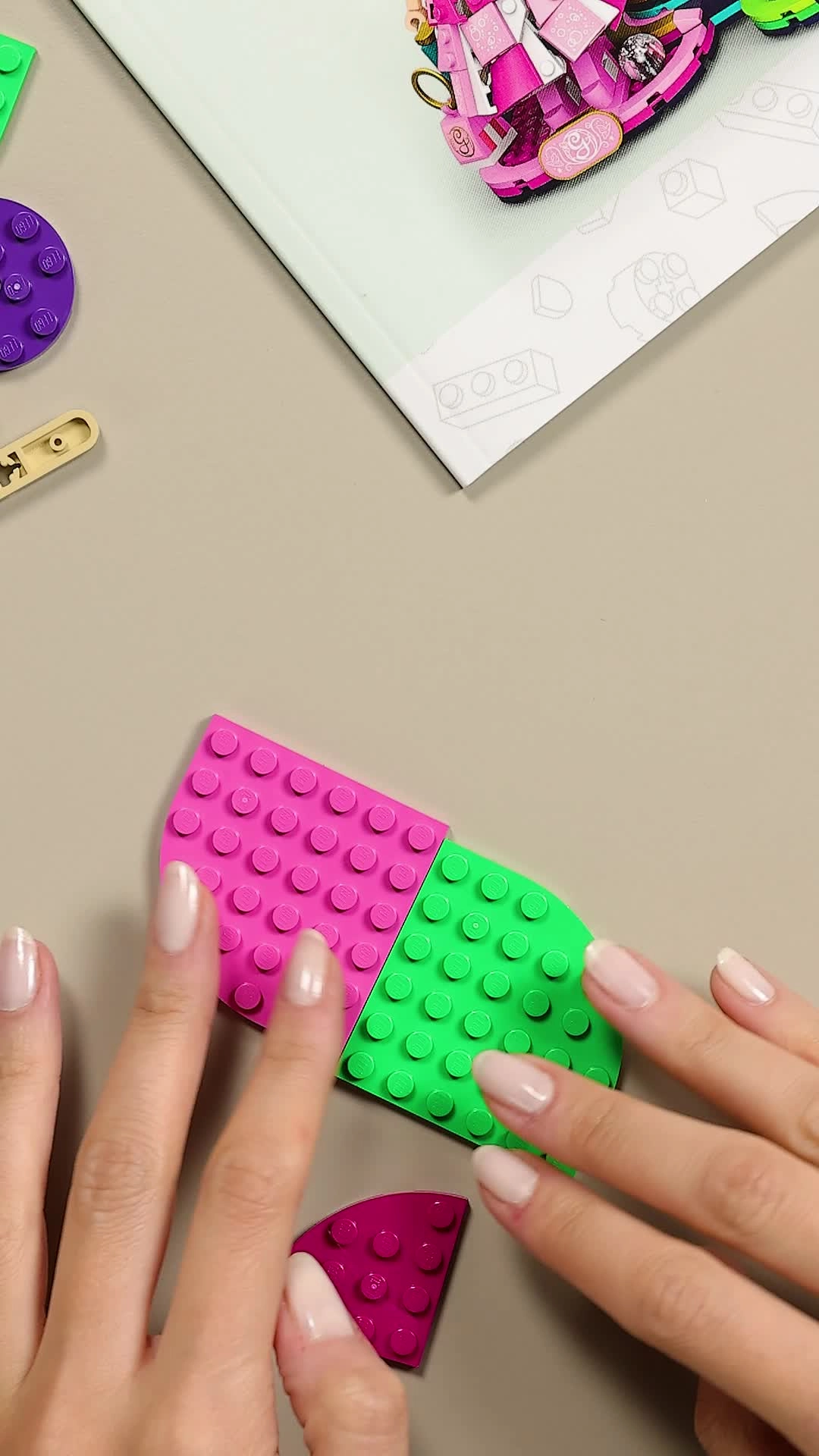 LEGO Wicked Elphaba & Glinda Figures - 10+ (75682)