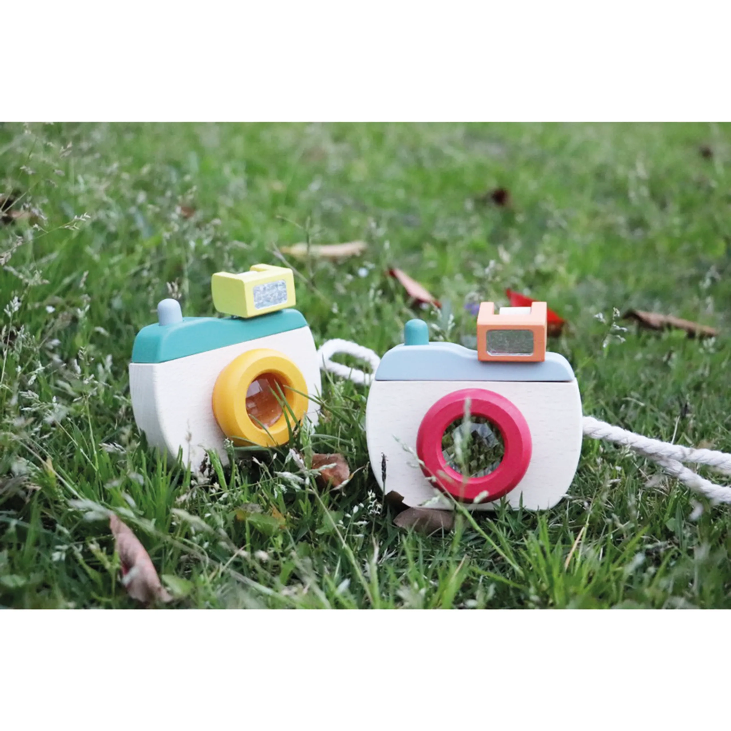 Wooden Toy Camera - Suitable for 3 years and above 1pc