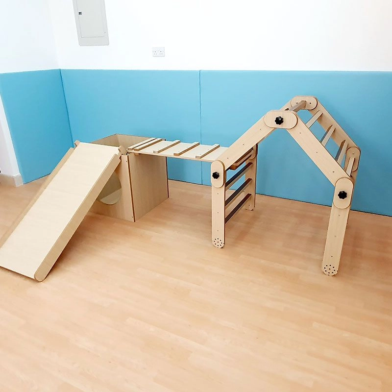 Pikler Triangle - 1 Ramp Tunnel Box Slide