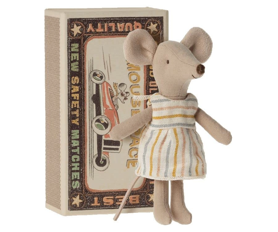 Big sister mouse 21 cm in matchbox