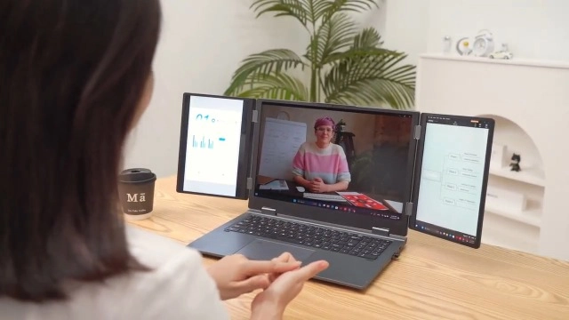 Triple Screen Laptop - 16'' 2TB 16GB Core I7