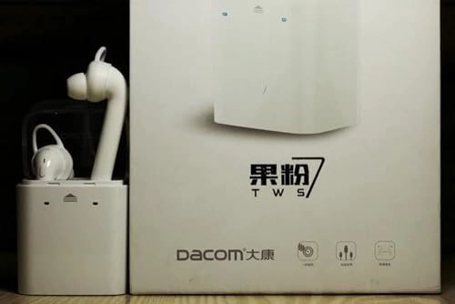 Mini In-Ear Wireless Earphone