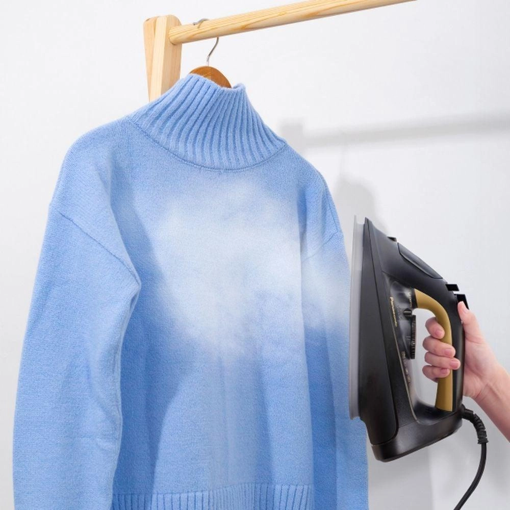 NI-JU900KTH - Steam Iron Black