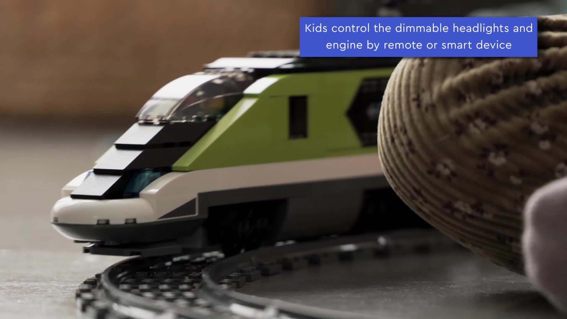 City Express Passenger Train (60337)