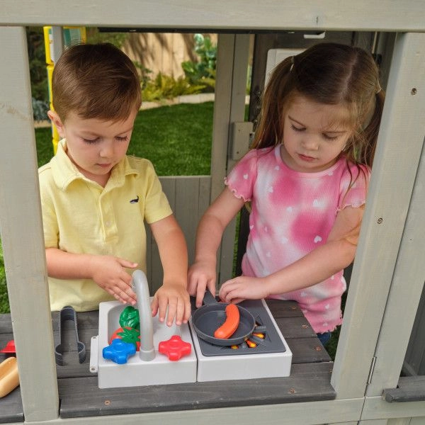 Patio Party Playhouse - 3+ Wooden