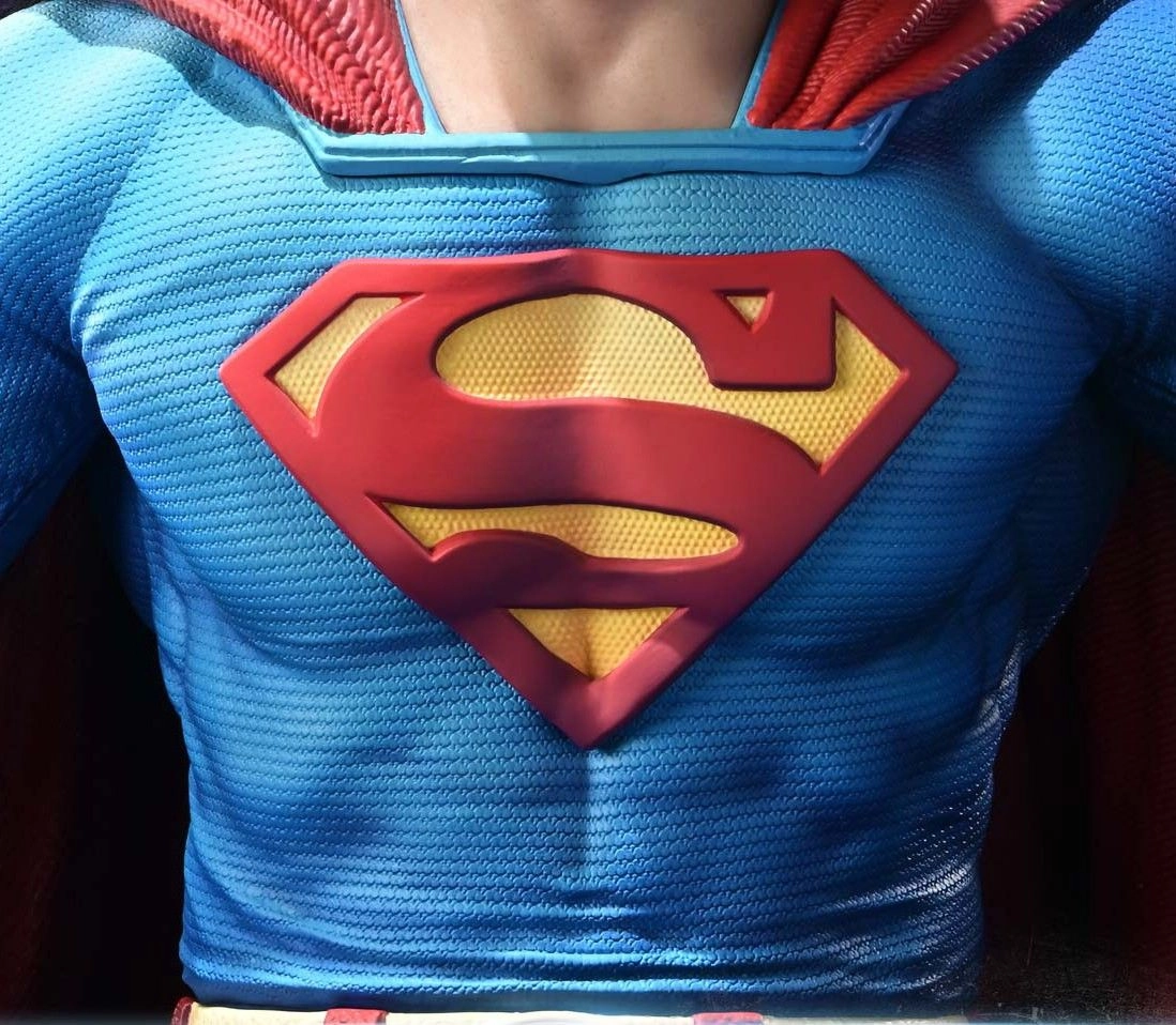 Superman Fortress of Solitude on Throne - Statue