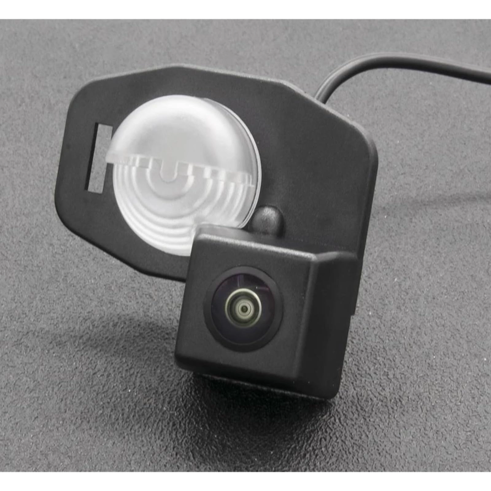 Reverse car rear view camera - Night vision Wired 720 x 540 pixels